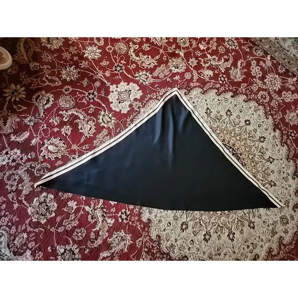 RARE MARNI H&M SILK HEAD SCARF TRIANGULAR Navy/ivory Signed 30